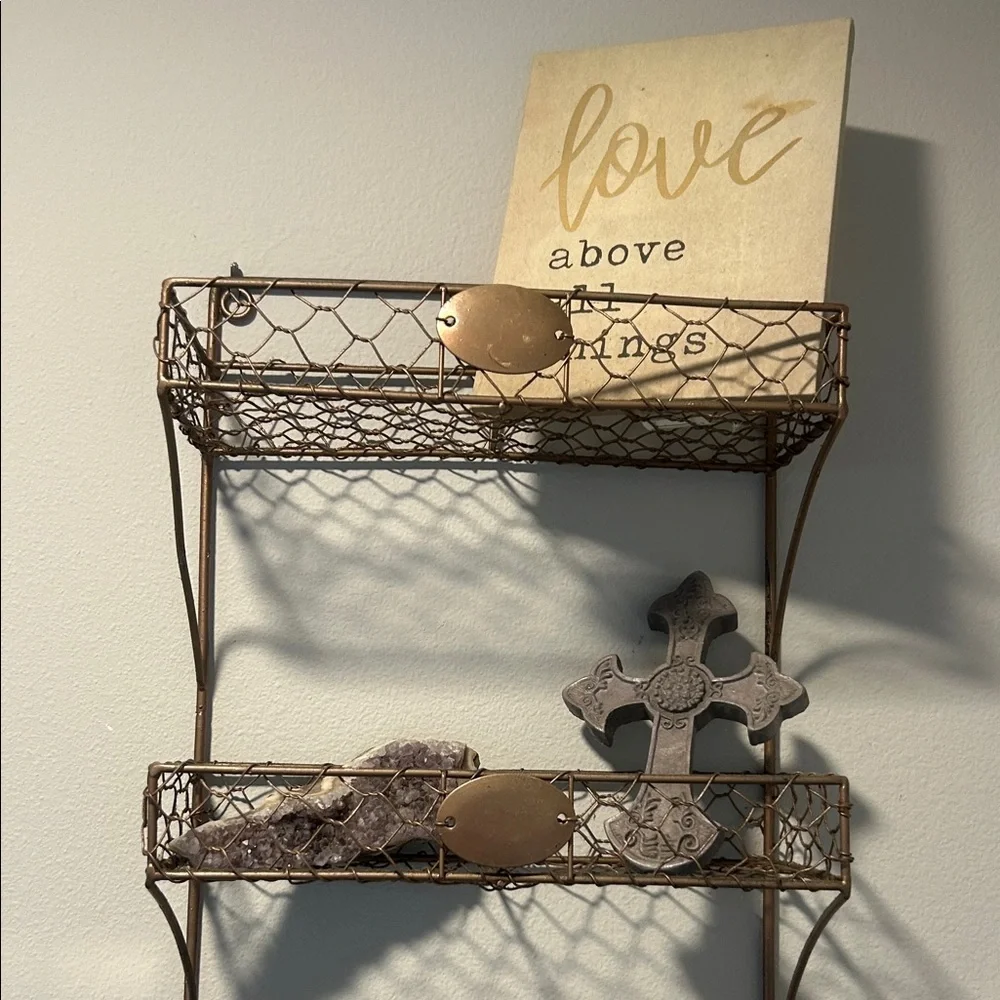 Rustic Brown Wire Wall Shelf